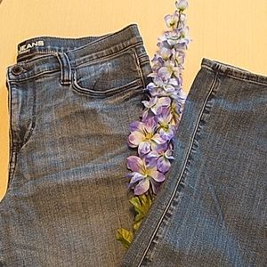 DKNY 8 X 32 SOHO Jeans